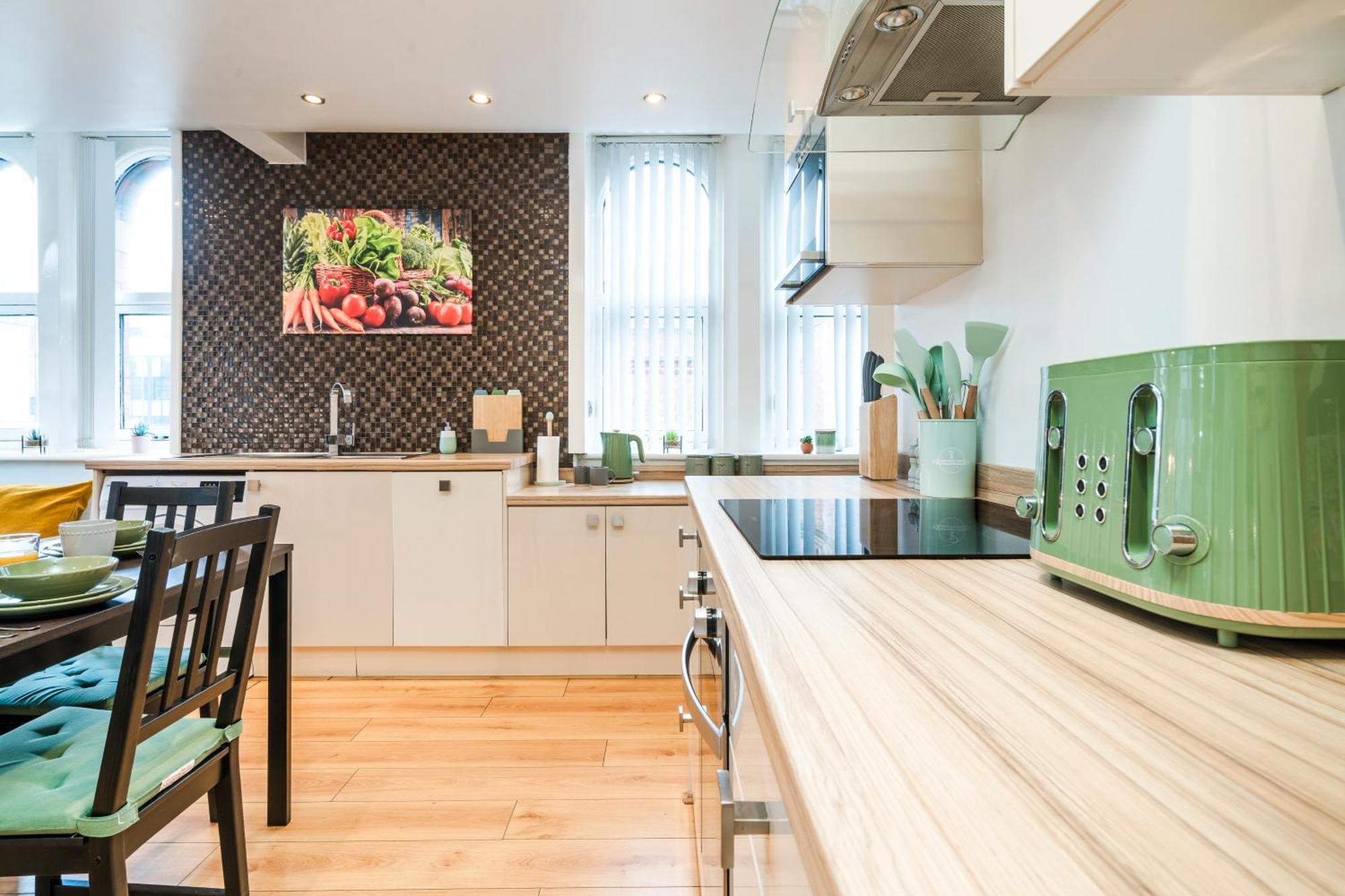 Cavern Quarters, Beautiful Two Bedroom City Centre Apartment By Garudy Serviced Apartments And Short Lets - Perfect For Longer Stays Liverpool Exterior foto